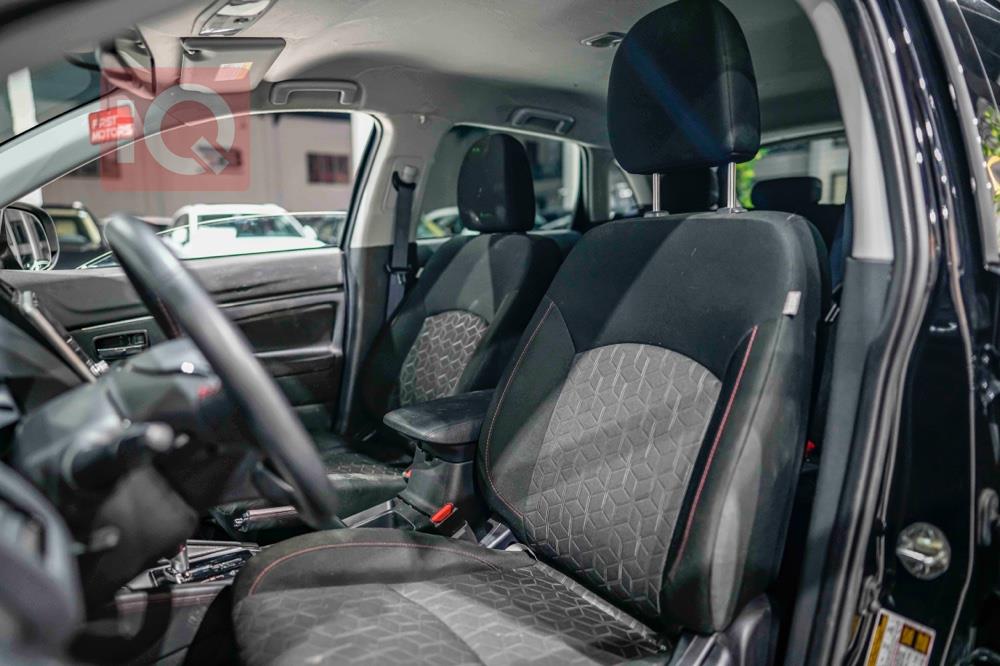 ميتسوبيشي أوتلاندر سبورت